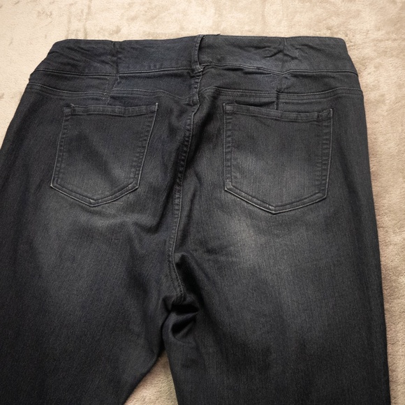 Torrid High Rise Women Plus Size 18R Dark Blue Washed Denim Skinny Casual Jeans - Picture 6 of 12